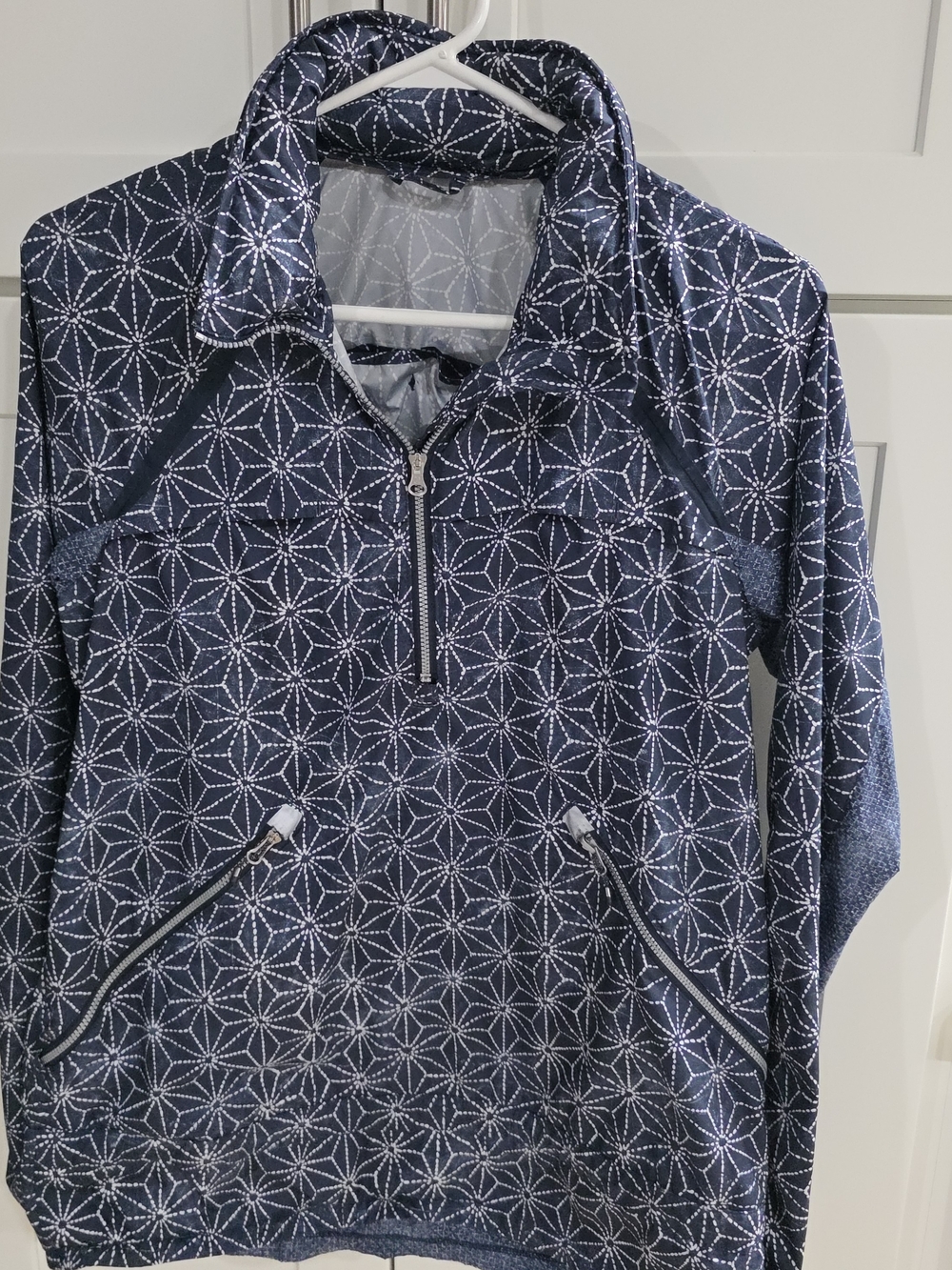 Lululemon Light Weight Rain Navy Blue & White Patterned Half-Zip Pullover Jacket
